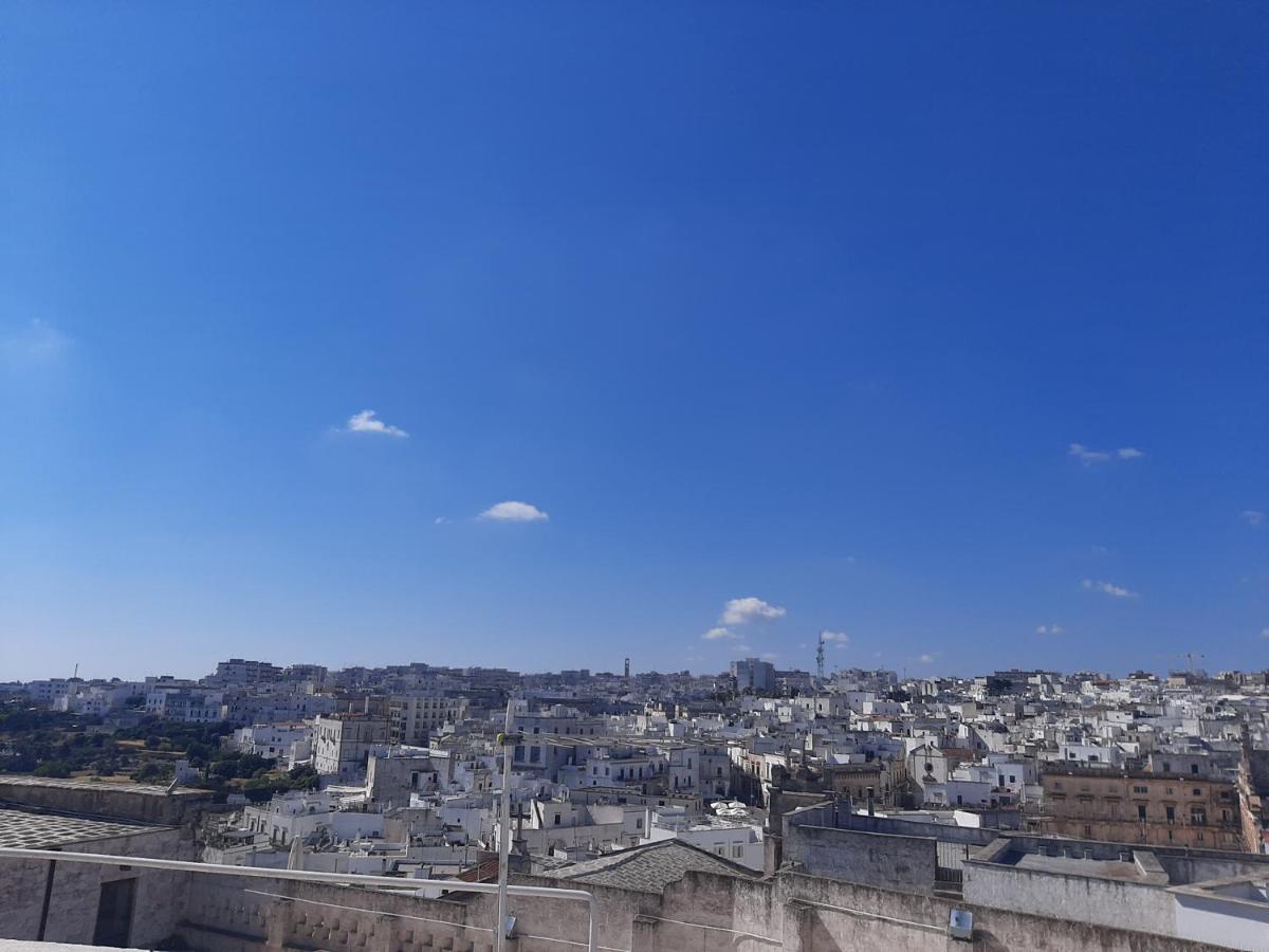 Dimora Lavinia Casa Vacanze Centro Storico ออสตูนี ภายนอก รูปภาพ
