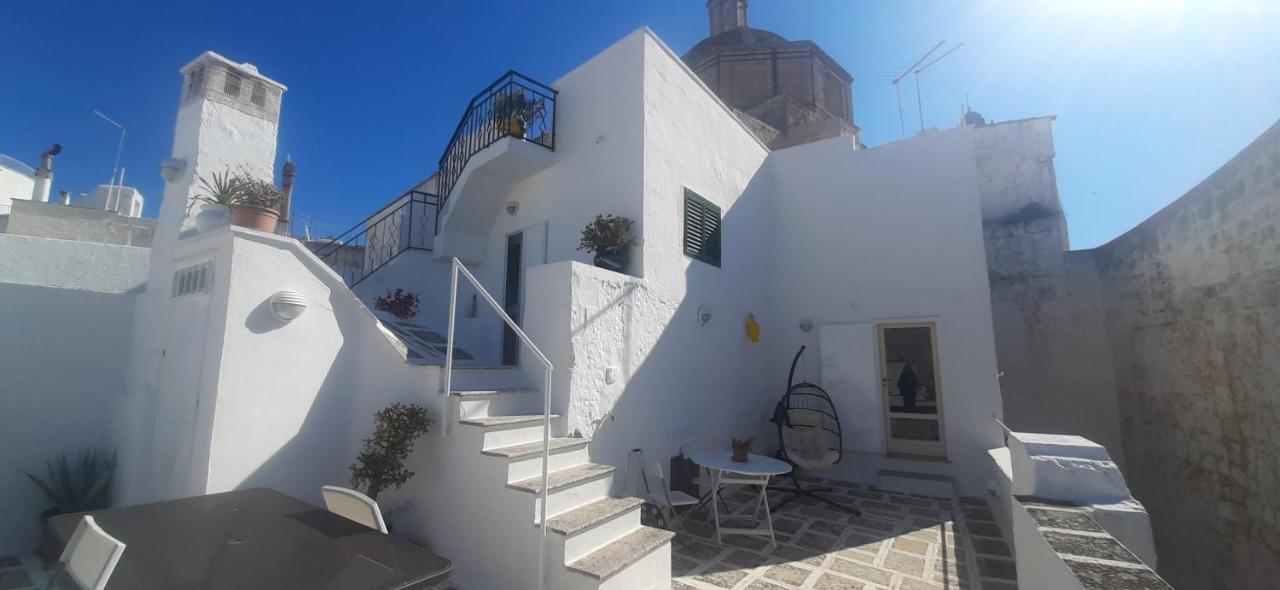 Dimora Lavinia Casa Vacanze Centro Storico ออสตูนี ภายนอก รูปภาพ