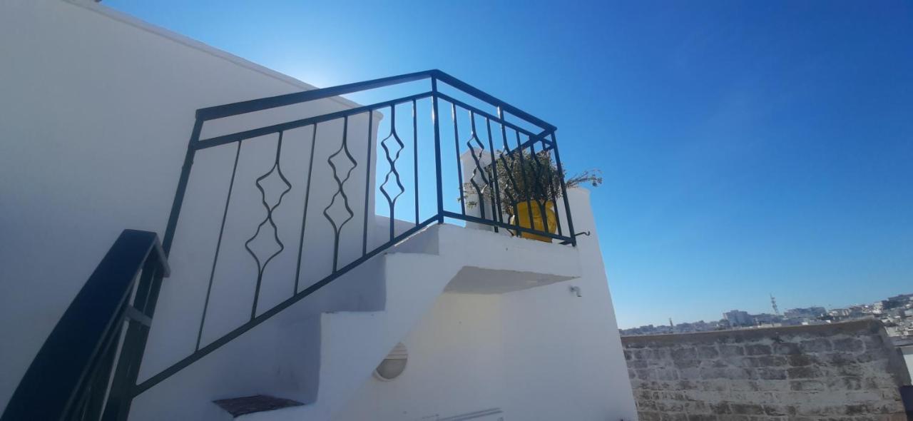 Dimora Lavinia Casa Vacanze Centro Storico ออสตูนี ภายนอก รูปภาพ