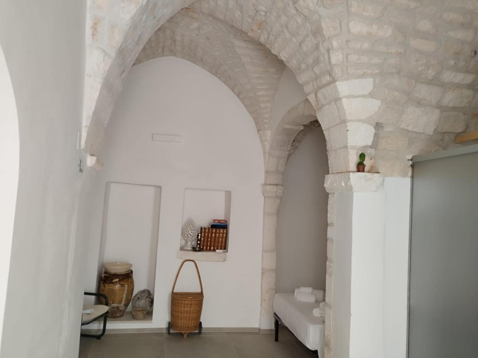 Dimora Lavinia Casa Vacanze Centro Storico ออสตูนี ภายนอก รูปภาพ