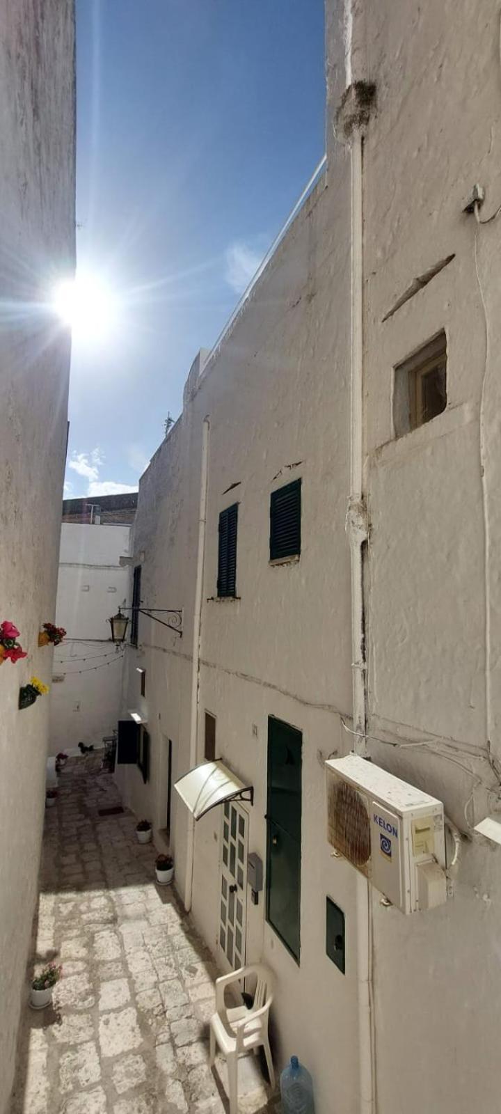 Dimora Lavinia Casa Vacanze Centro Storico ออสตูนี ห้อง รูปภาพ