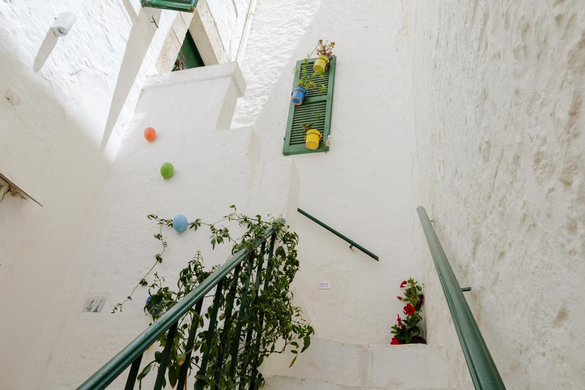 Dimora Lavinia Casa Vacanze Centro Storico ออสตูนี ภายนอก รูปภาพ