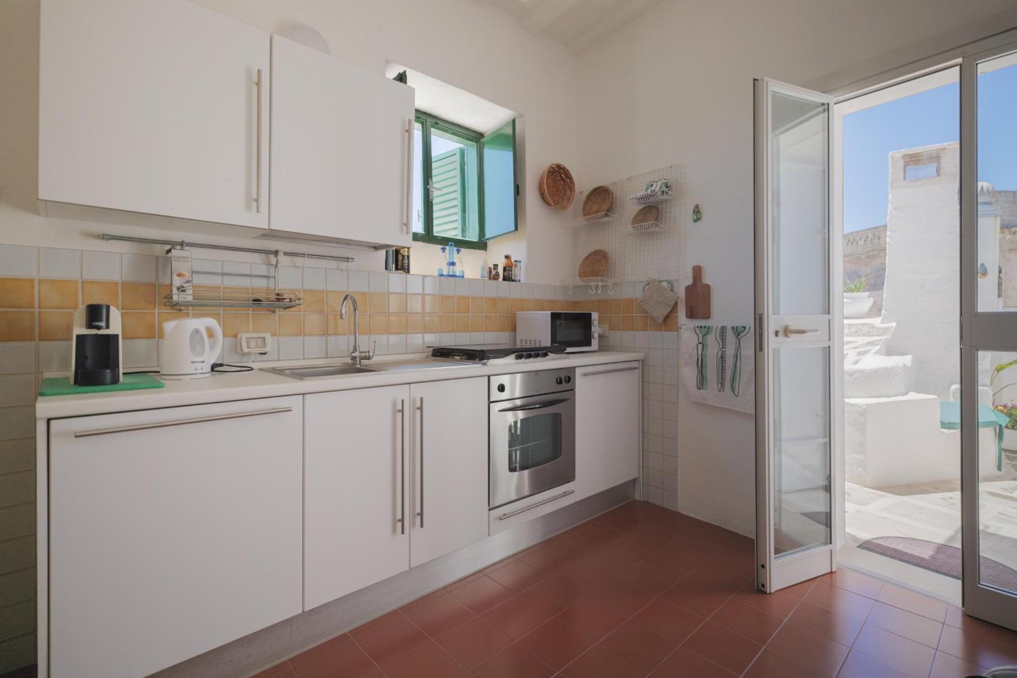 Dimora Lavinia Casa Vacanze Centro Storico ออสตูนี ภายนอก รูปภาพ