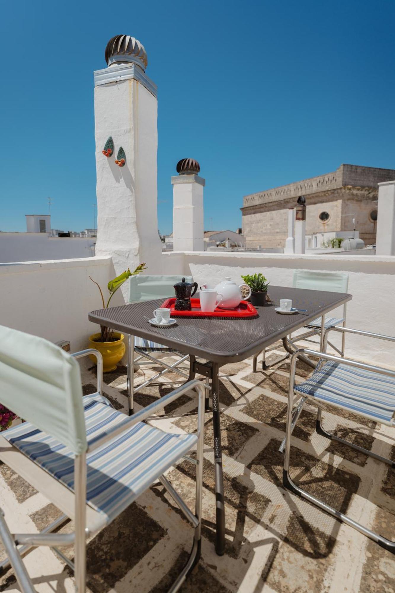 Dimora Lavinia Casa Vacanze Centro Storico ออสตูนี ภายนอก รูปภาพ