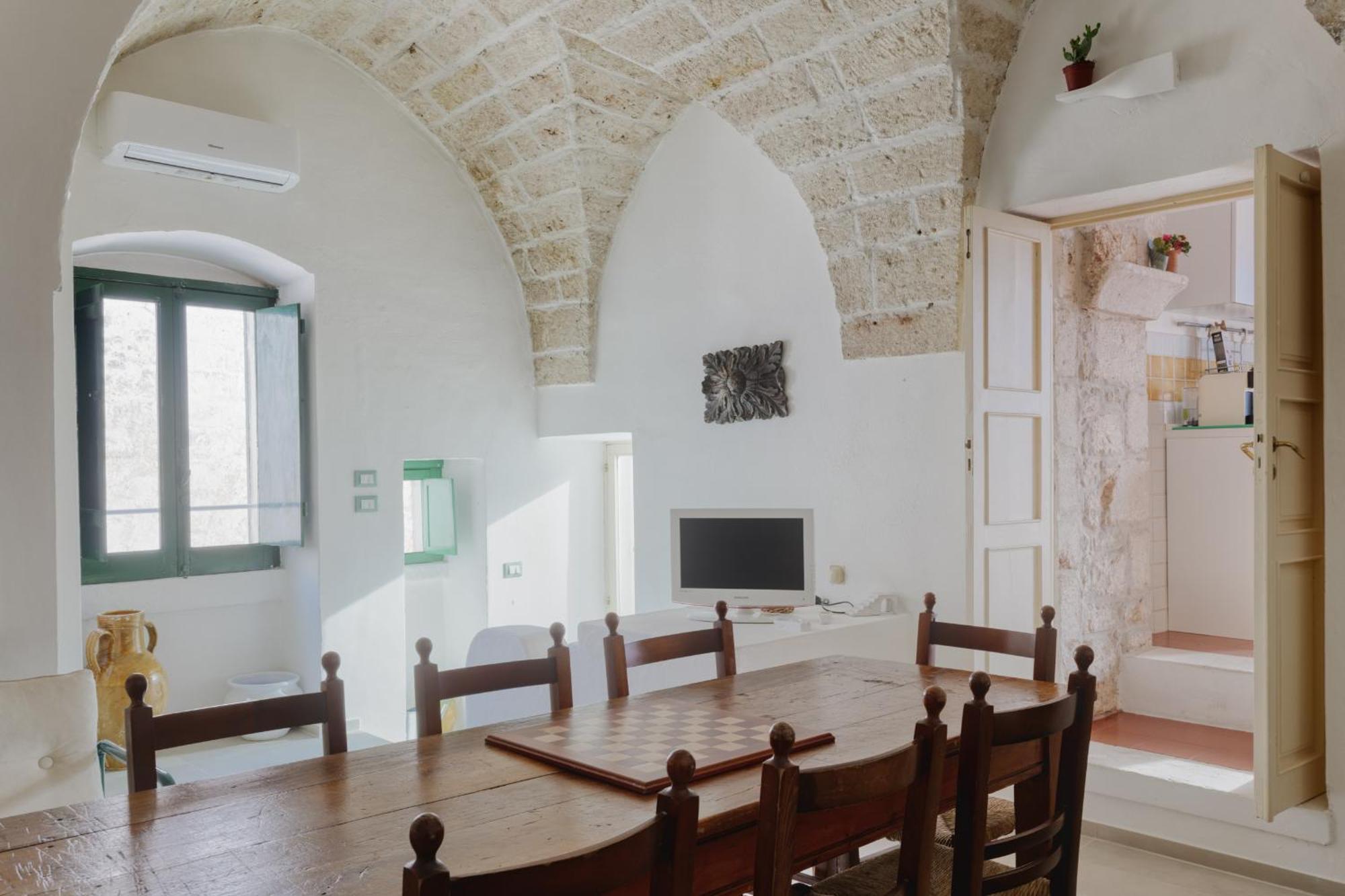 Dimora Lavinia Casa Vacanze Centro Storico ออสตูนี ภายนอก รูปภาพ
