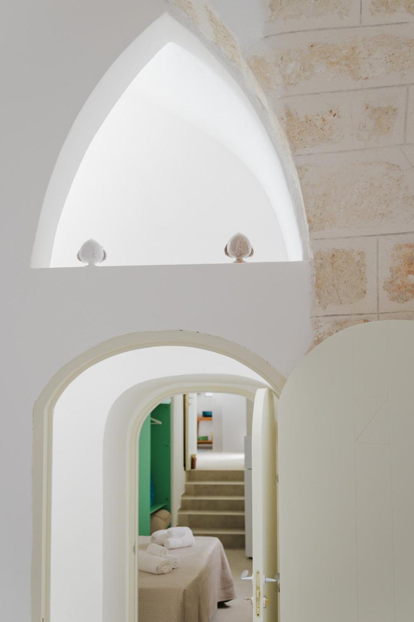 Dimora Lavinia Casa Vacanze Centro Storico ออสตูนี ภายนอก รูปภาพ
