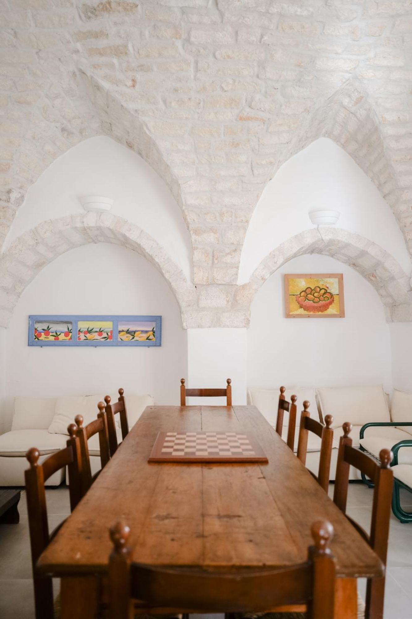 Dimora Lavinia Casa Vacanze Centro Storico ออสตูนี ภายนอก รูปภาพ